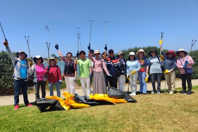 Community grant recipient Advanced Diversity Services - multicultural water field education