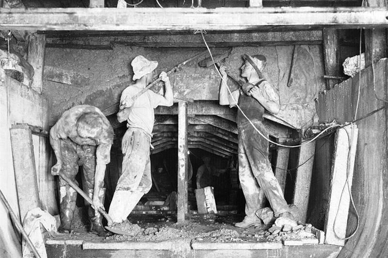 Black and white image from 2029 of workers in the NSOOS.