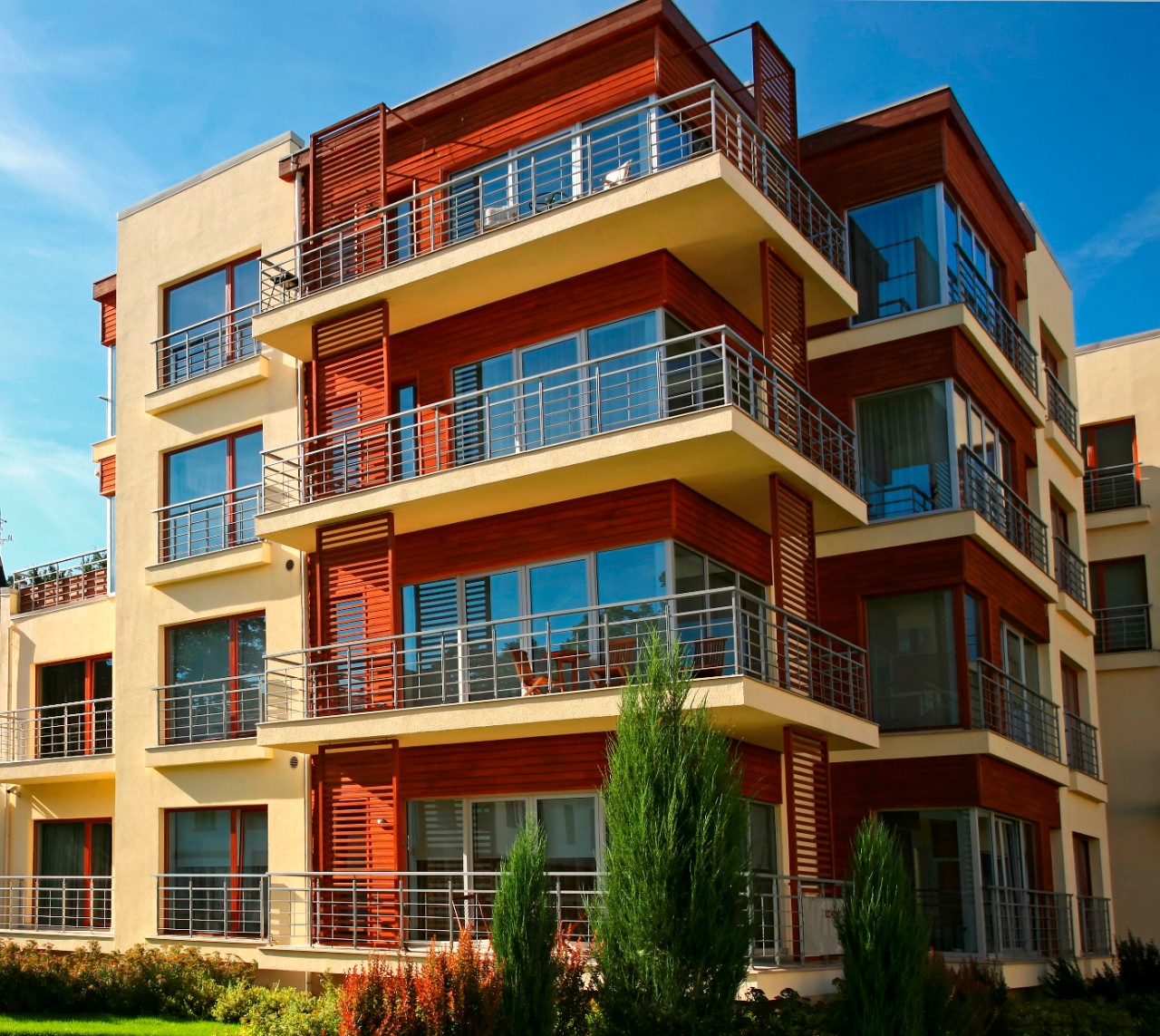 Block of strata units